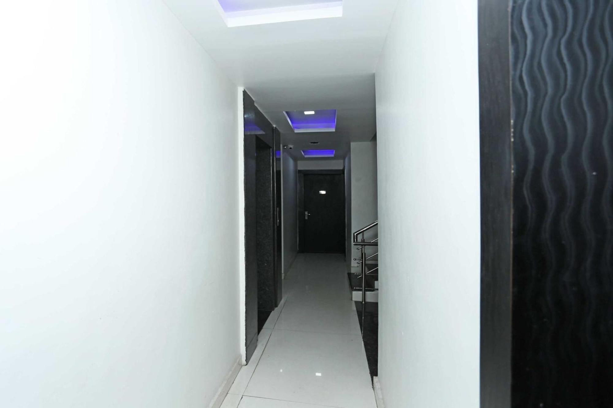Collection O 3995 Hotel Shree Kishan Palace Bhopal Exterior foto